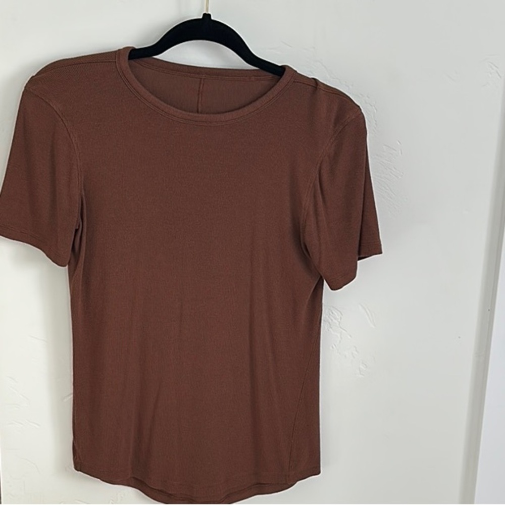 lululemon athletica Brown Short Sleeve Crewneck Top